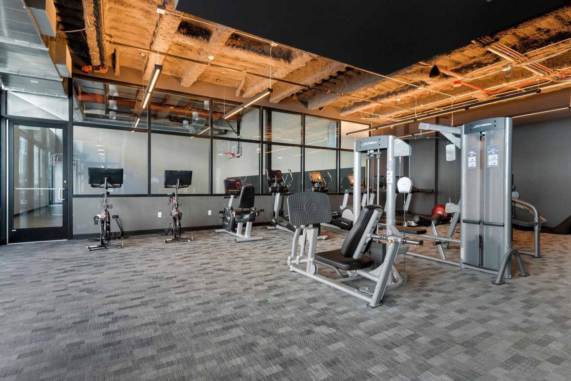 Experience Downtown Chicago At Millennium - Luxury Apartments In The Loop Extérieur photo