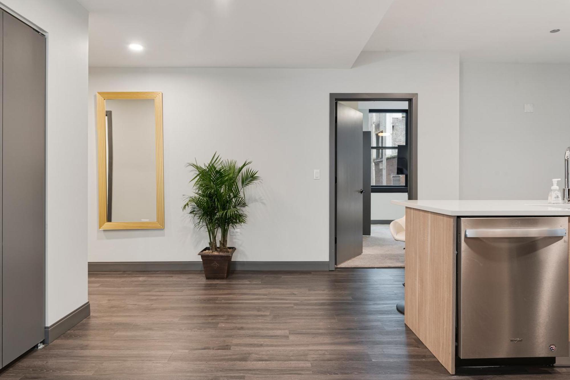 Experience Downtown Chicago At Millennium - Luxury Apartments In The Loop Extérieur photo